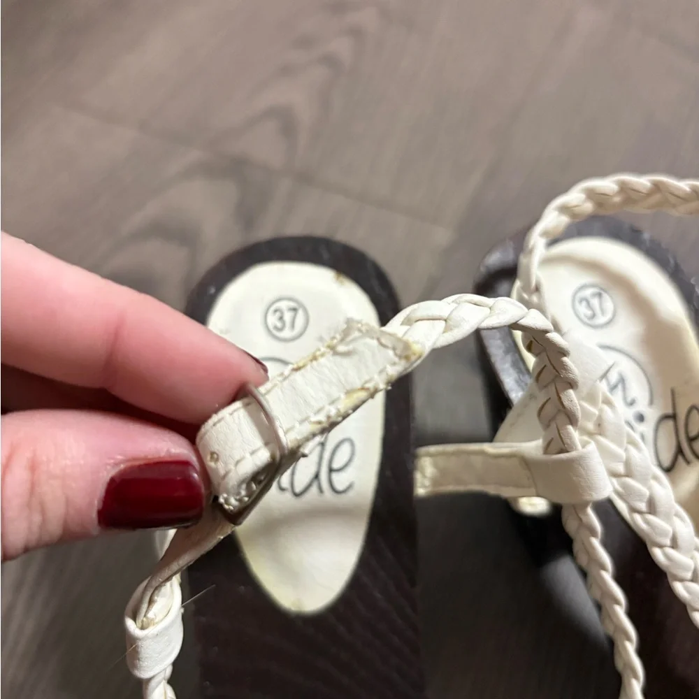 White Braided‎ Strapped Faux Wood Block Heel Studded Sandals Italian Classic